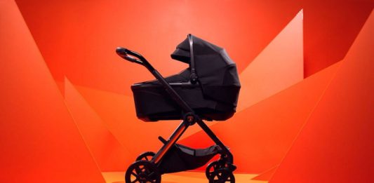 The Limited Edition Silver Cross Lamborghini Stroller You Need-LivingWithGravity-Cover.jpg