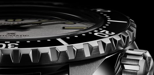 The New Seiko Prospex Marinemaster 2024 A Dive Watch Icon Returns to Form-LivingWithGravity-4.jpg