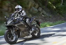 2025 Yamaha YZF-R3 AFresh Look and New Features-LivingWithGravity-2