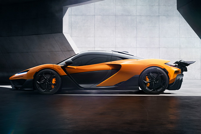 Introduction-The-New-2026-McLaren-W1-LivingWithGravity.jpg