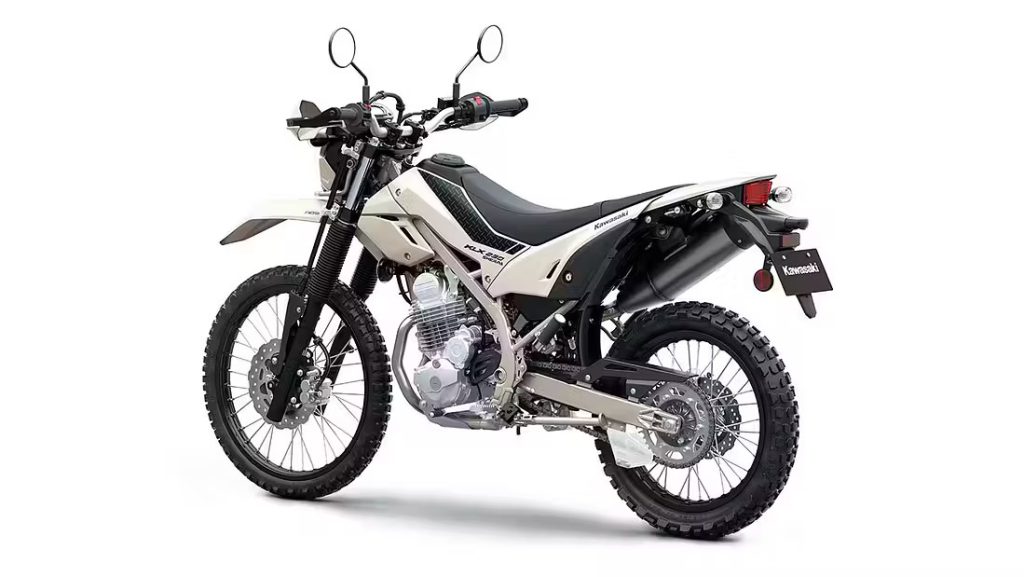 Kawasakis-New-KLX-230-Sherpa-Review-2025.jpeg
