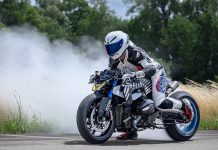 BMW-R1300R-Custom.jpeg