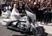 BMW R 18 Transcontinental: The Pontiff’s New Peace Ride BMW-R-18-Transcontinental-The-Pontiffs-New-Peace-Ride.jpg