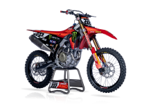 Ducati unleashed New Desmo450 MX Ducati-MX24-Bike-intro-1050x650_alt01.png