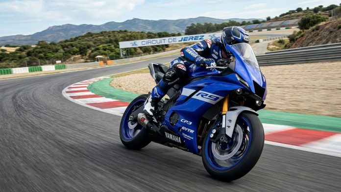 Yamaha R9 Yamaha-R9.jpg